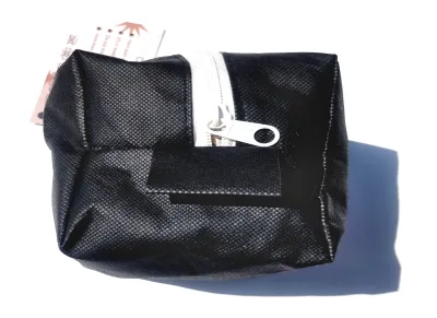 Zipped Pouch bag side view